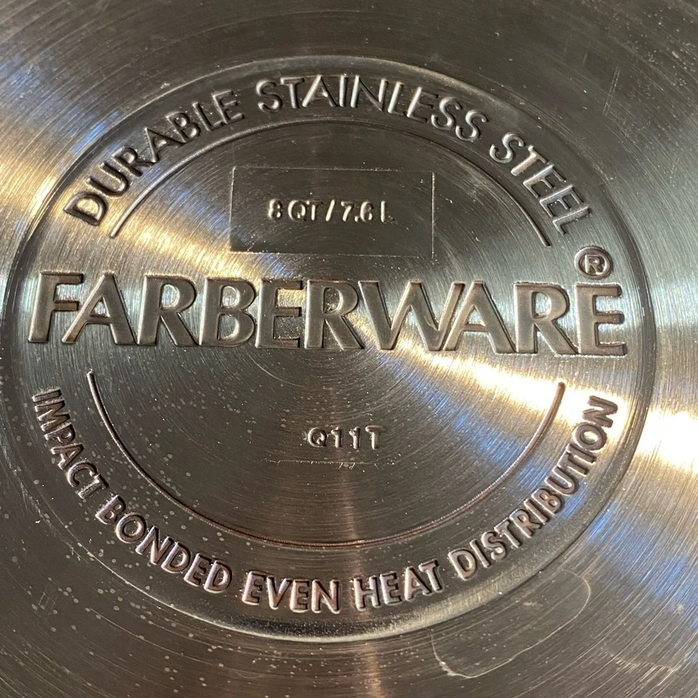 Farberware 8 Qt Stainless Stock Pot with Strainer Lid like New
